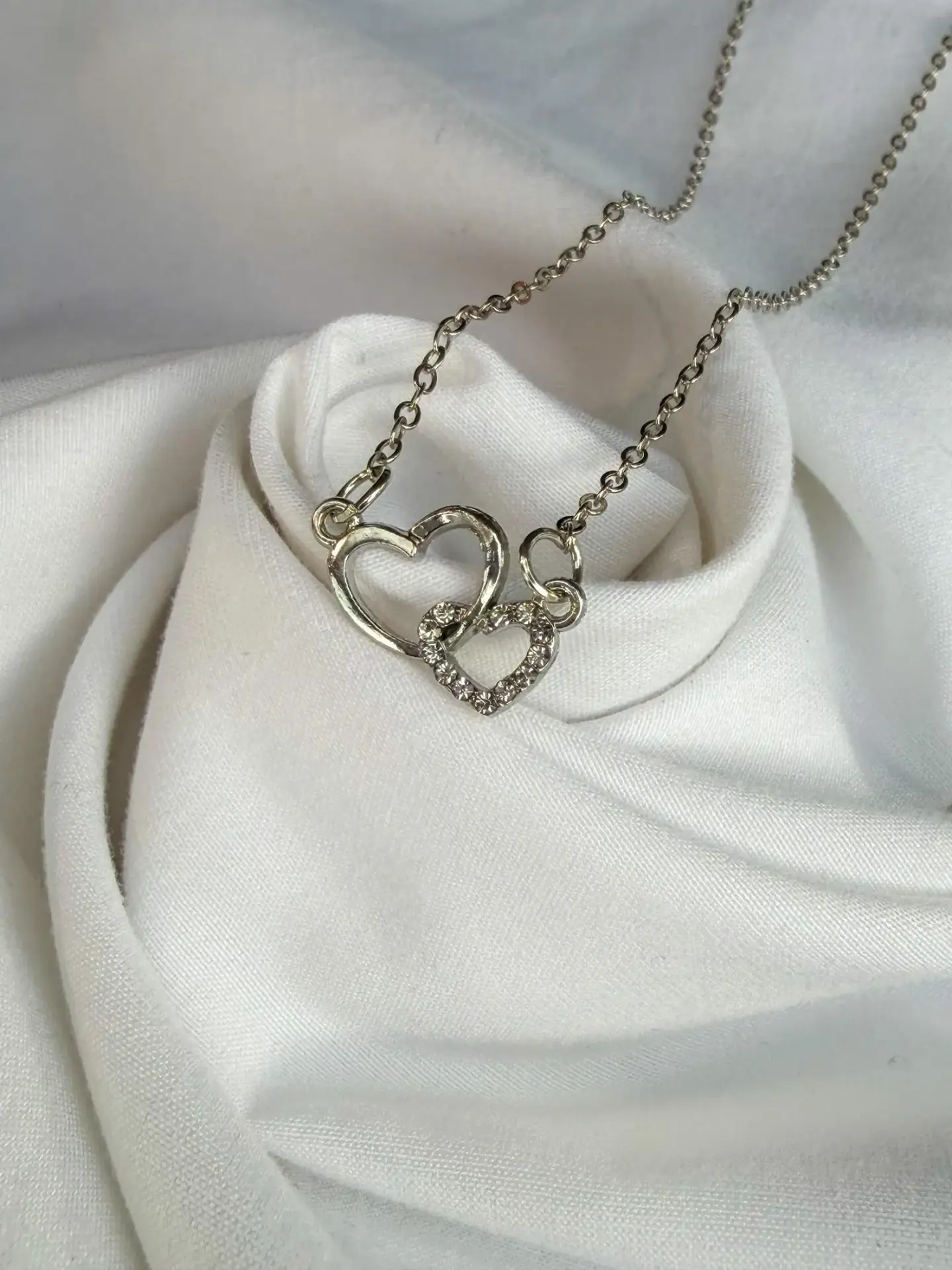 Interlocking Heart Necklace view 3